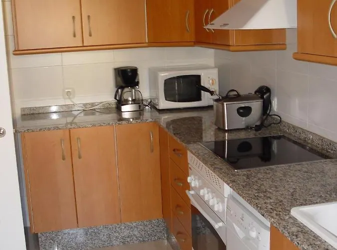 Brisas De * 德尼亚